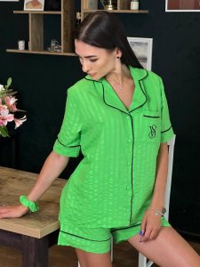 طقم بيجاما نسائي أخضر أنيق بأكمام قصيرة